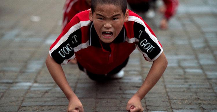 O incrível Shaolin Soccer: como treinam os futuros jogadores de futebol na China-0