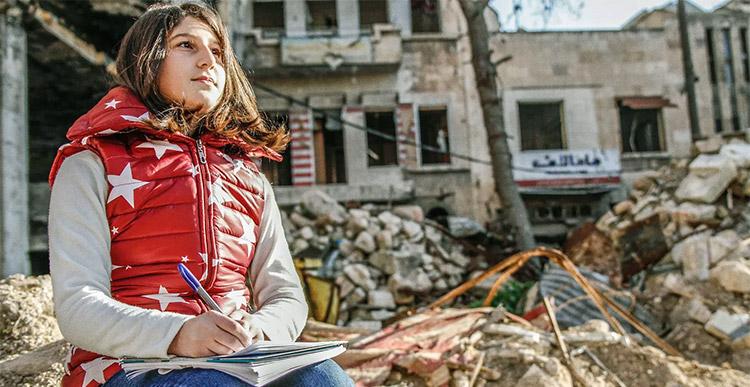 Menina síria de apenas 8 anos faz um super registro de guerra em Alepo -0